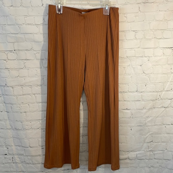 Vici Pants - Vici Heartloom rust stretch culotte pants